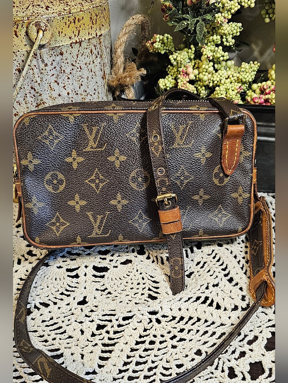 Louis Vuitton Monogram Pochette Marly Bandoulière Crossbody Bag With COA.